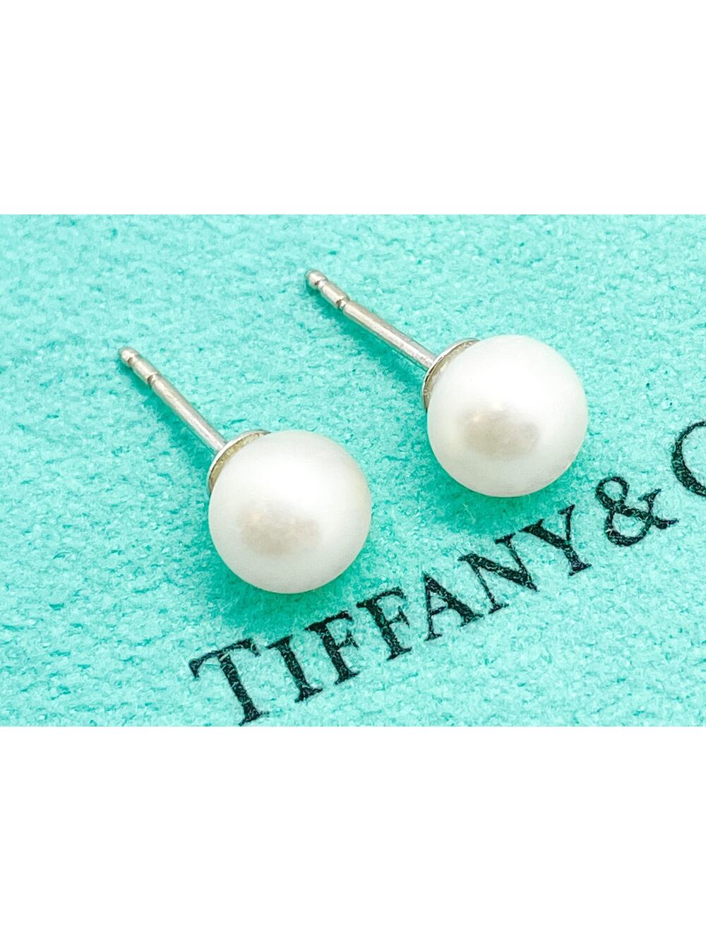 Tiffany & Co. 6mm Freshwater Pearl Stud Earrings in Sterling Silver (NO BACKS)